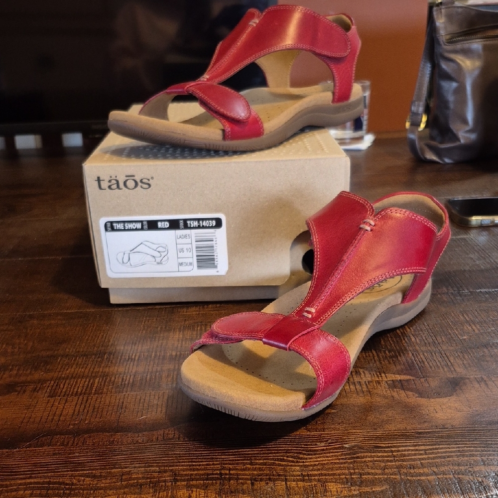 Taos Footwear Vibrant Red Women's Sandals
